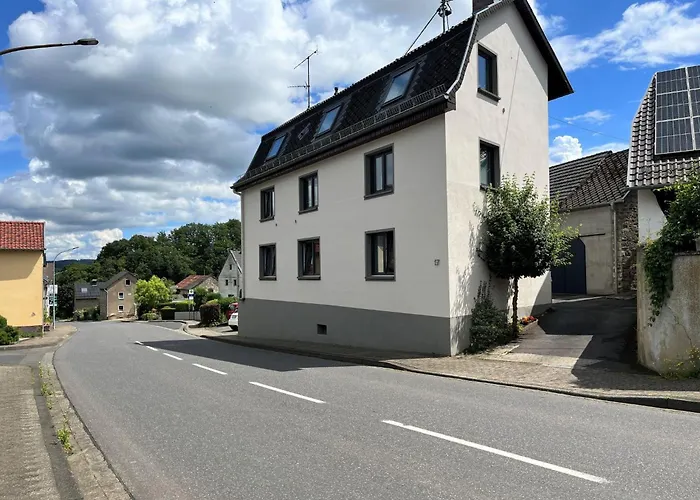 Nuerburgblick By Interhome Apartman Quiddelbach